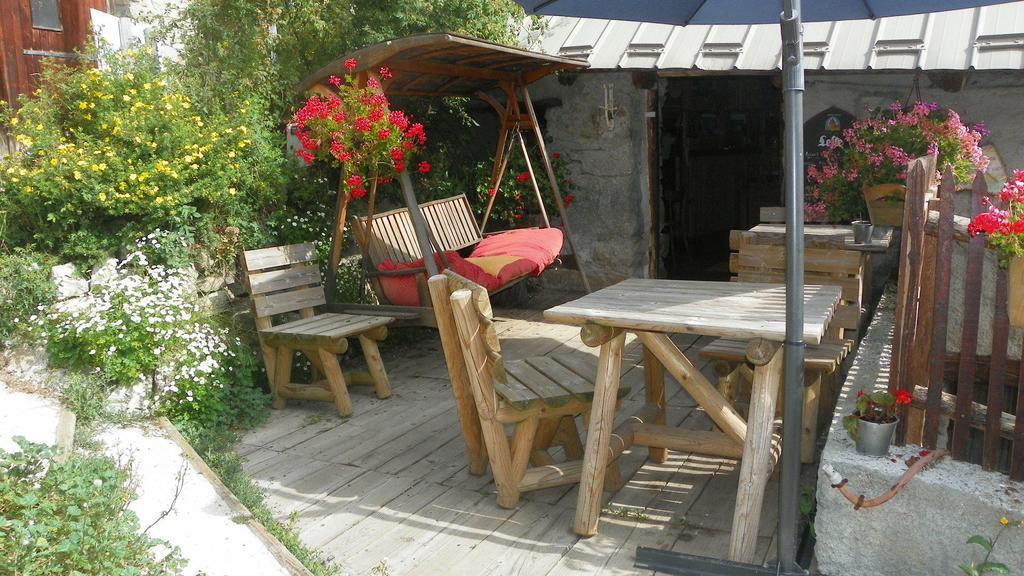 Gite Du Bois De L'Ours 오르시에레 외부 사진